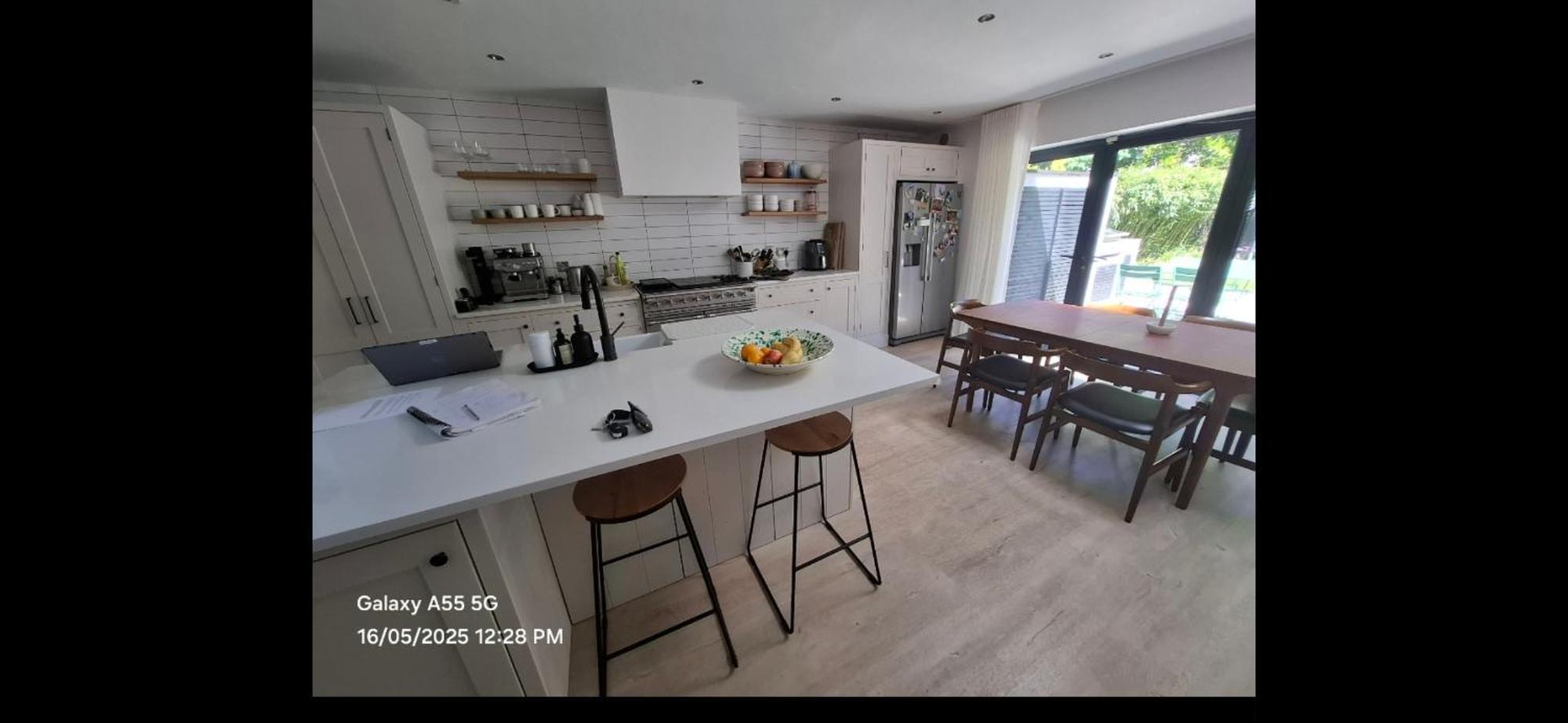 Beautiful And Spacious Home In South Circular Rd
